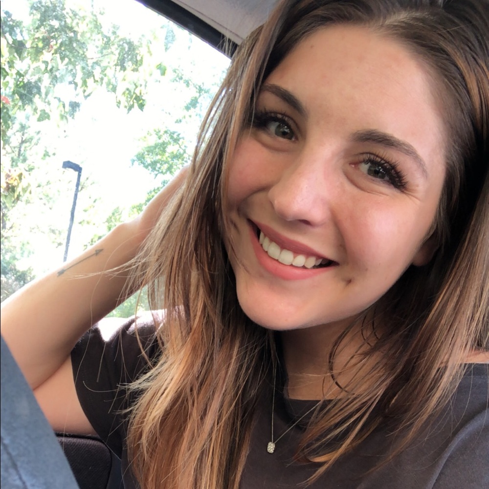 Hi!! I’m Lacy!